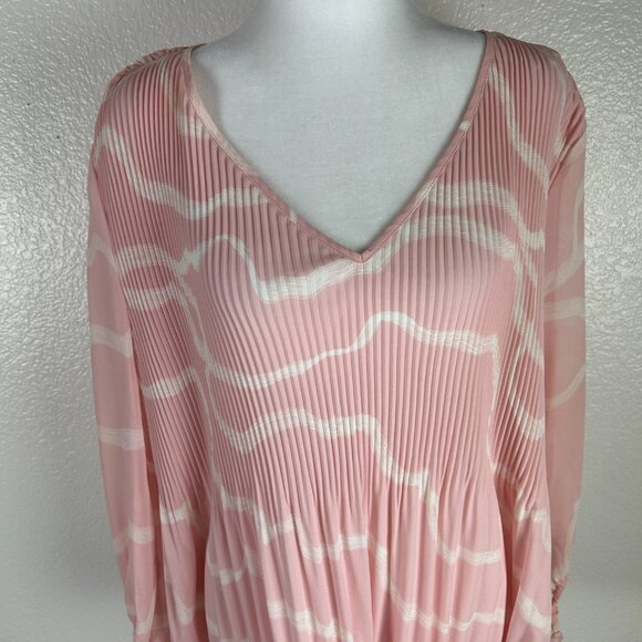 Nine West Pink & White Pleated  V-Neck Long Sleeve Top Blouse Size L Summer Top - Picture 12 of 12
